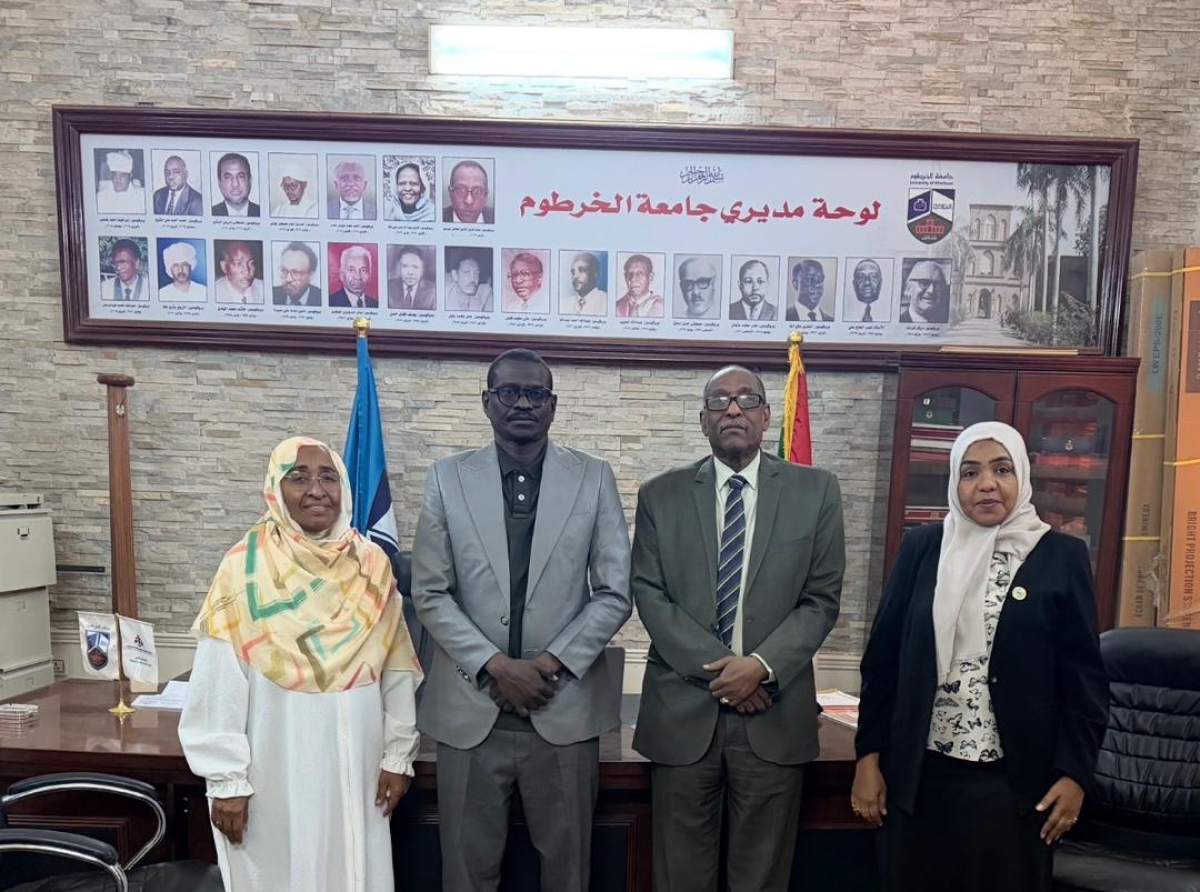 The Director of Khartoum University receives a delegation from the IGAD organization